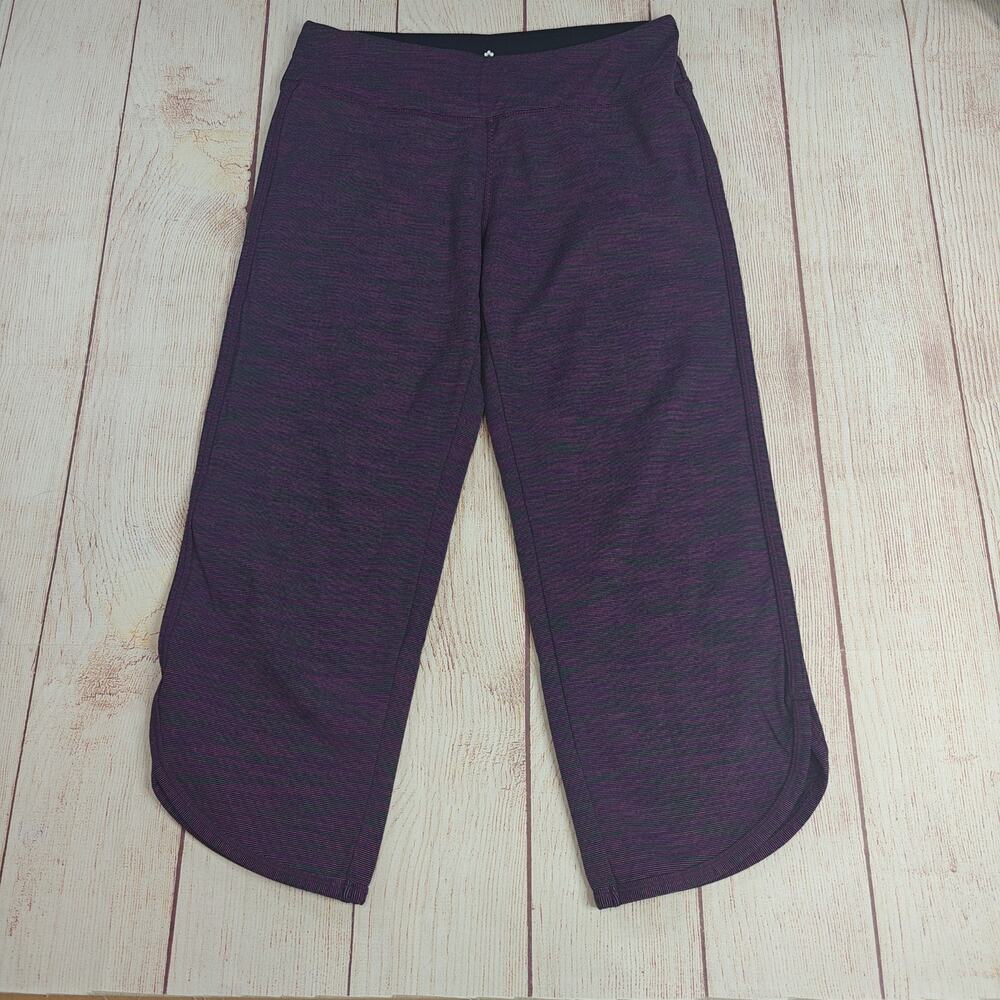 Tuff Athletics curved hem crop capri pants sz S